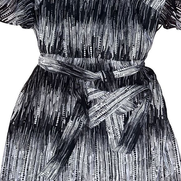 NWT LANE BRYANT Black & White Tie Waist Maxi Dress Size 16 - Picture 3 of 9